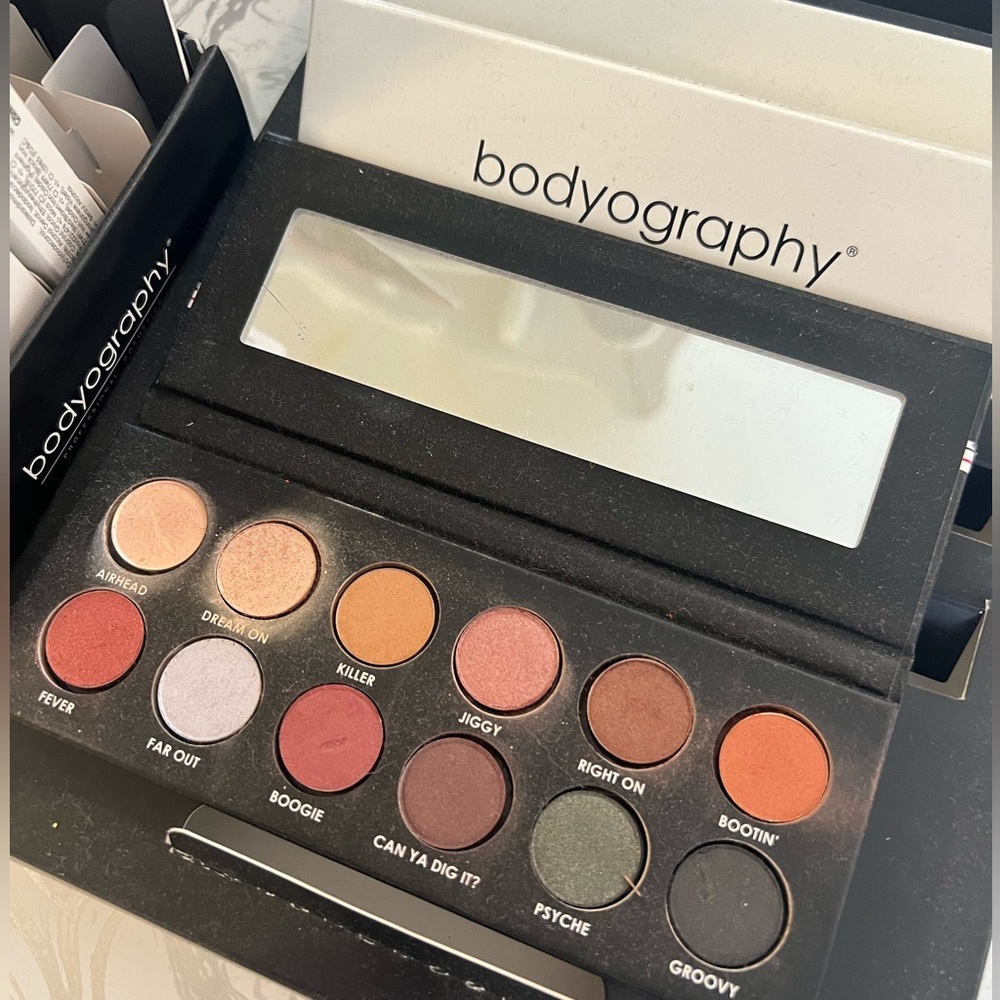 Bodyography disco til dawn eyeshadow pallette new in box! (Picture is tester!)